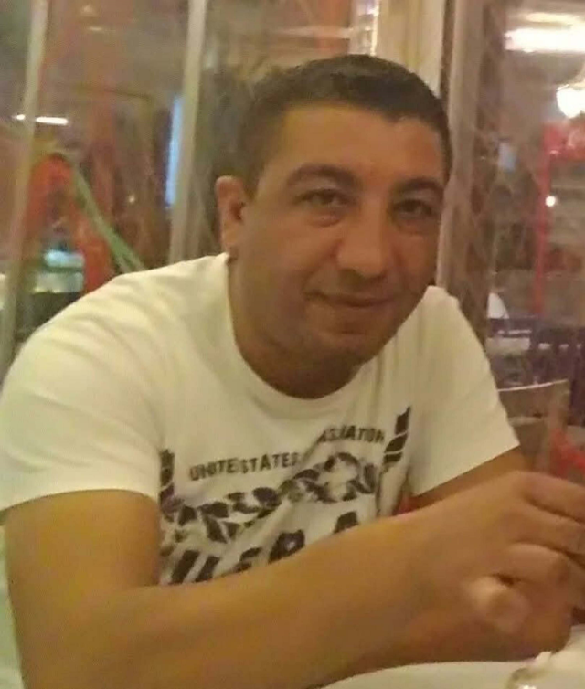 Ayrı yaşadığı eşine kurşun yağdırıp mezarlıkta intihar etti