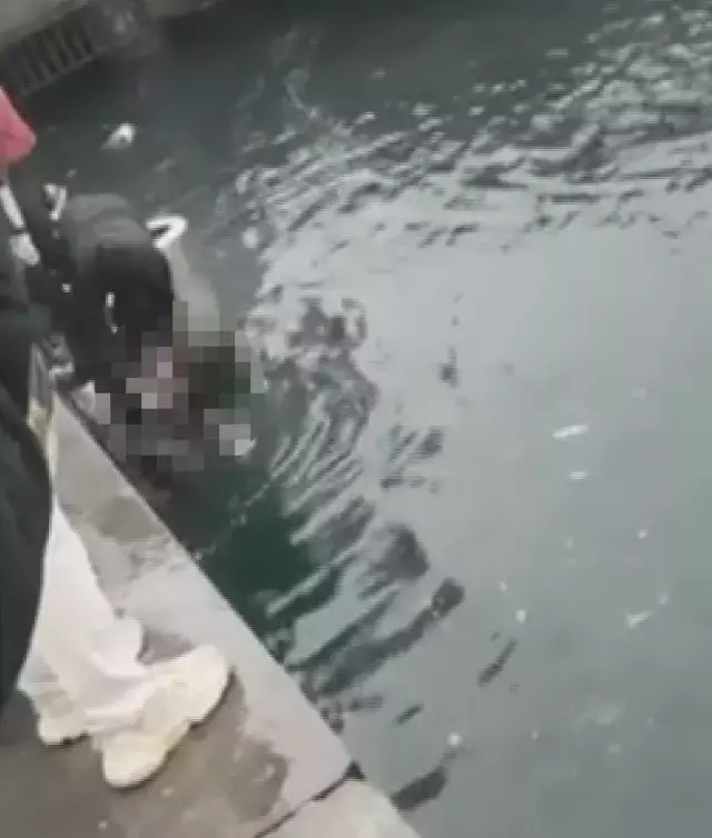 Denizde kurtarma çalışmalarından bir kare