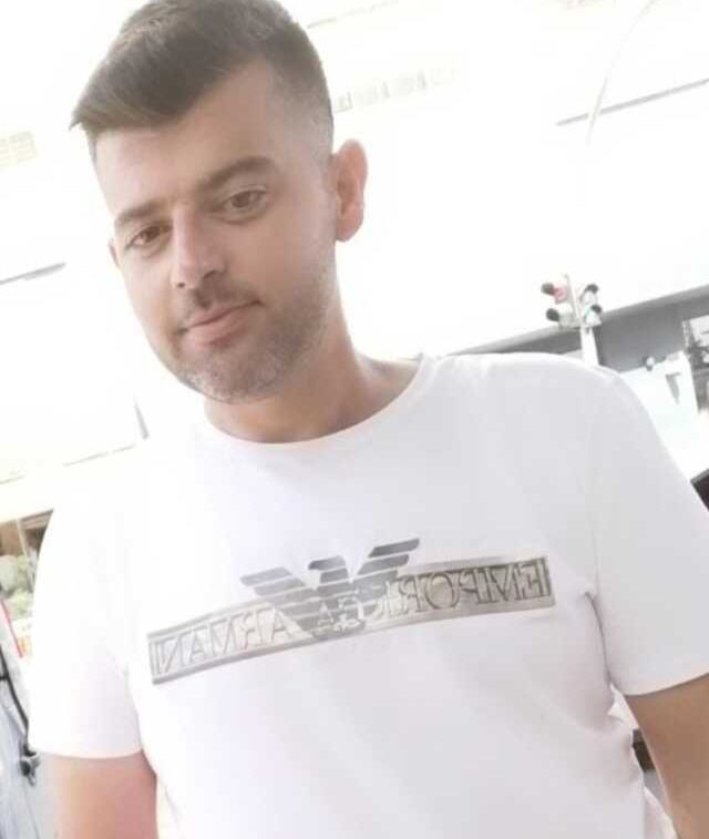 Adana'da hurma bahçesinde boğazı kesilmiş erkek cesedi bulundu