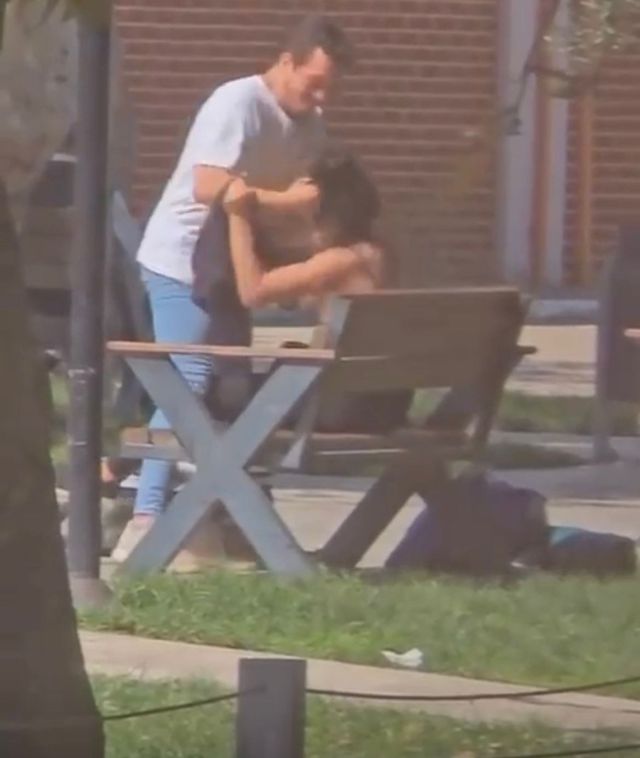 Sokak ortasında dehşeti yaşattı: Sevgilisinin önce boğazını sıktı ardından yumrukladı!