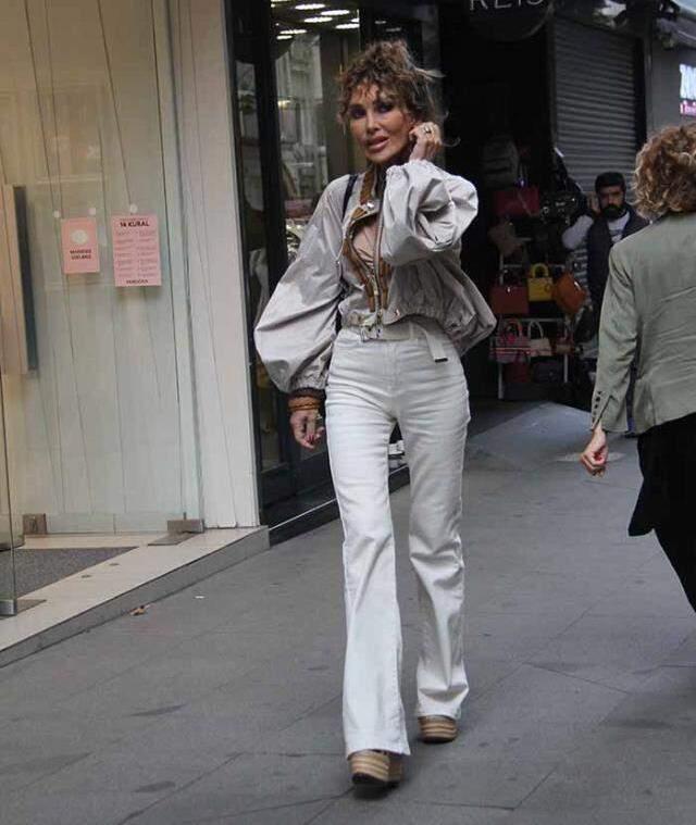 Seren Serengil, Gülben Ergen ve Seda Sayan'ı hedef aldı: Toplama insanlara konser verdiler, onlar konser sanatçısı değil