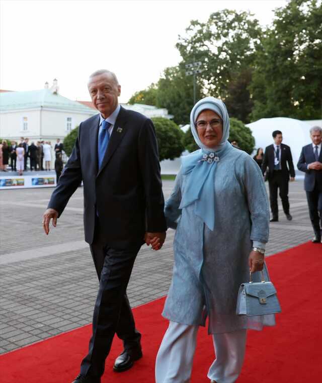 Litvanya Cumhurbaşkanı NATO Zirvesi'nde akşam yemeği verdi