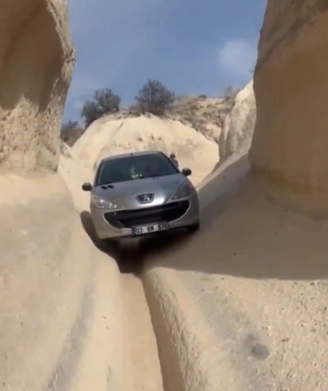 Navigasyon Hatası Kapadokya'da Peri Bacalarında Sürücüyü Mahsur Bıraktı