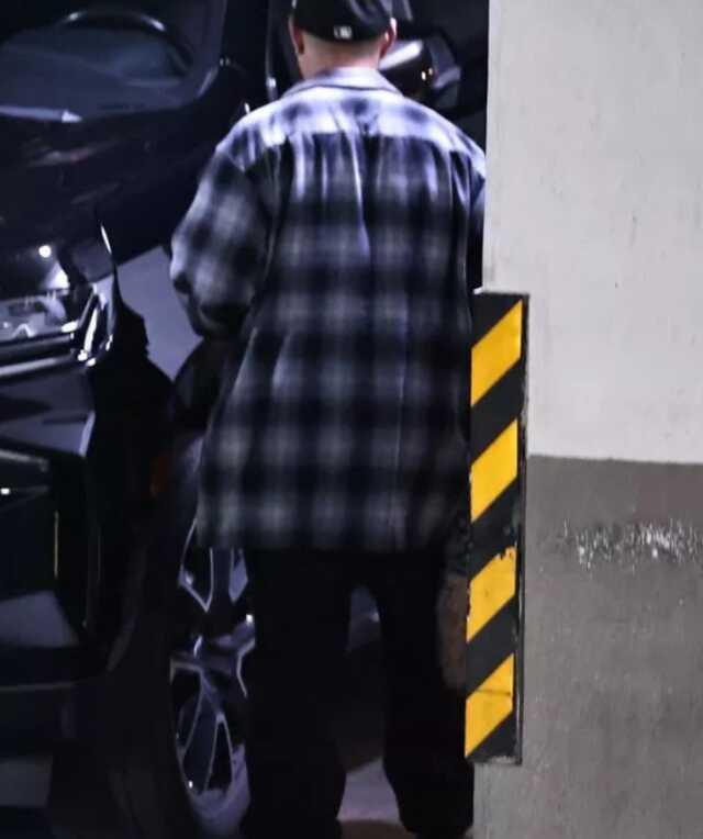 Britney Spears, Gizemli Erkek Arkadaşıyla Görüntülendi