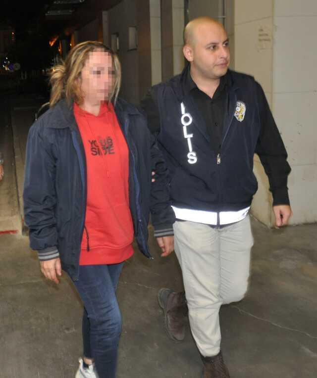 Oğluyla tartışan imam nikahlı kocasını kalbinden bıçakladı