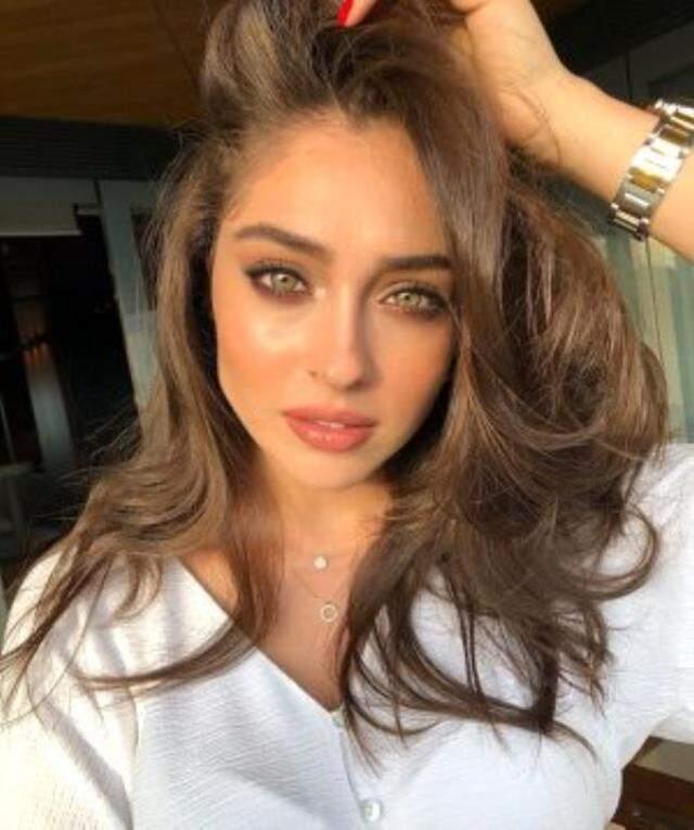 Cemre Baysel kimdir? Baht Oyunu Ada kimdir? Cemre Baysel kaç yaşında, nereli? Cemre Baysel biyografisi!