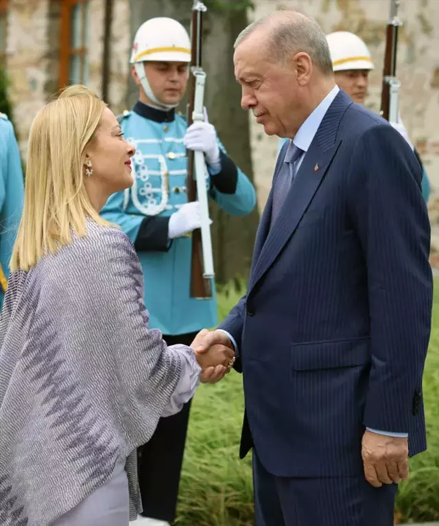 Cumhurbaşkanı Erdoğan, Meloni ve Dibeybe'yi kabul etti