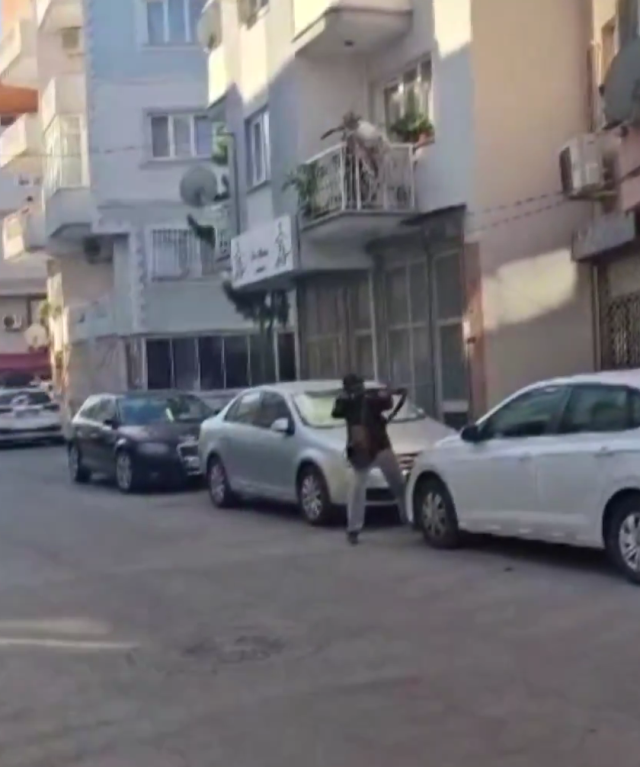 2 polisin şehit olduğu saldırı anı kamerada