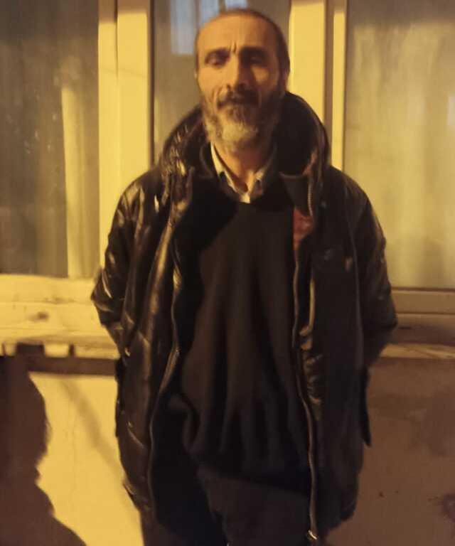 Eski dünürünü otobüs durağında kurşun yağmuruna tuttu