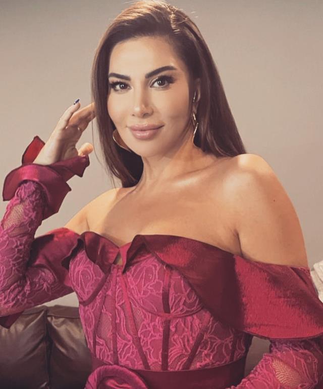 Ünlü isimler, güzellik merkezi açılışlarından paraya para demiyor! Zirvede 800 bin TL ile Hülya Avşar var