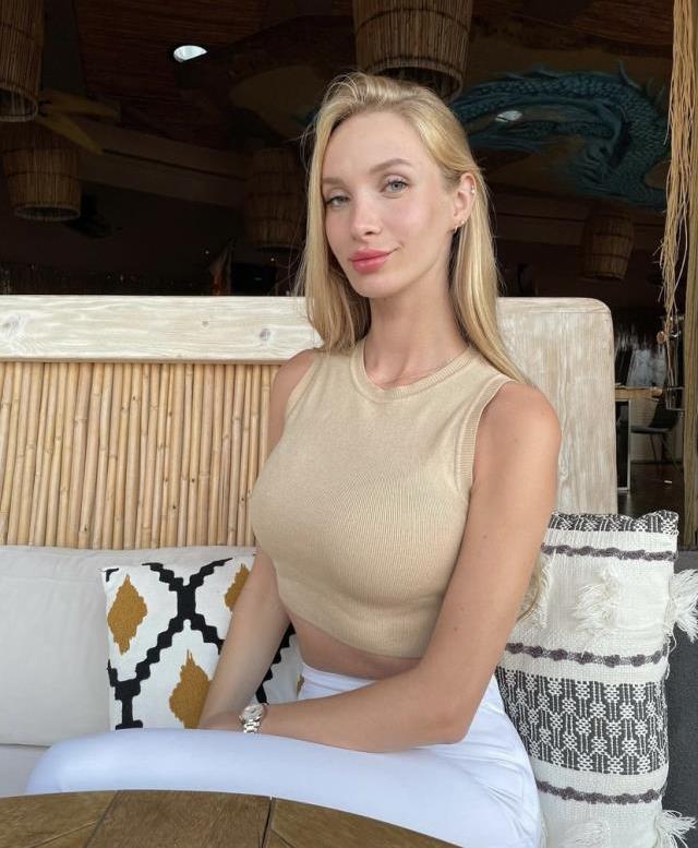 Emire Cansu Kurtaran kimdir? Emire Cansu Kurtaran kaç yaşında, nereli? Emire Cansu Kurtaran Instagram hesabı!