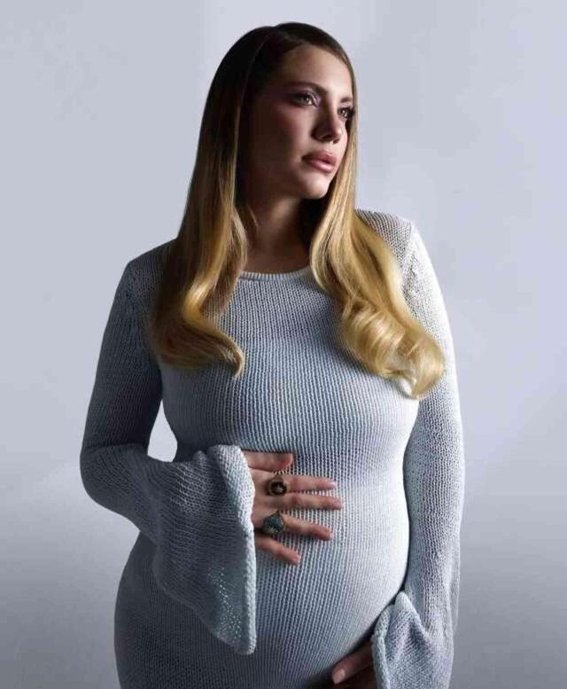 Annelik heyecanı yaşayan Eda Ece'den ilk sözler: Sabırsız kızım aniden doğdu