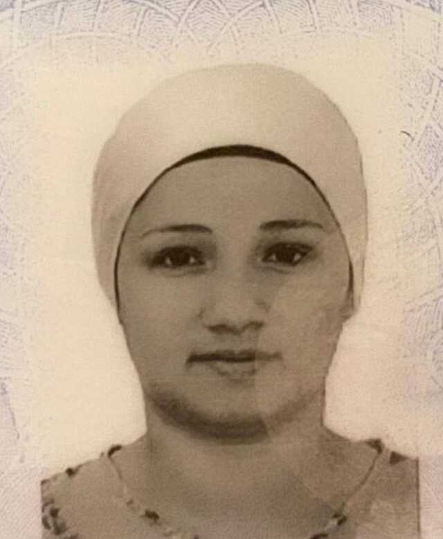 Karısını 4 çocuğunun gözleri önünde defalarca bıçaklayarak öldürdü
