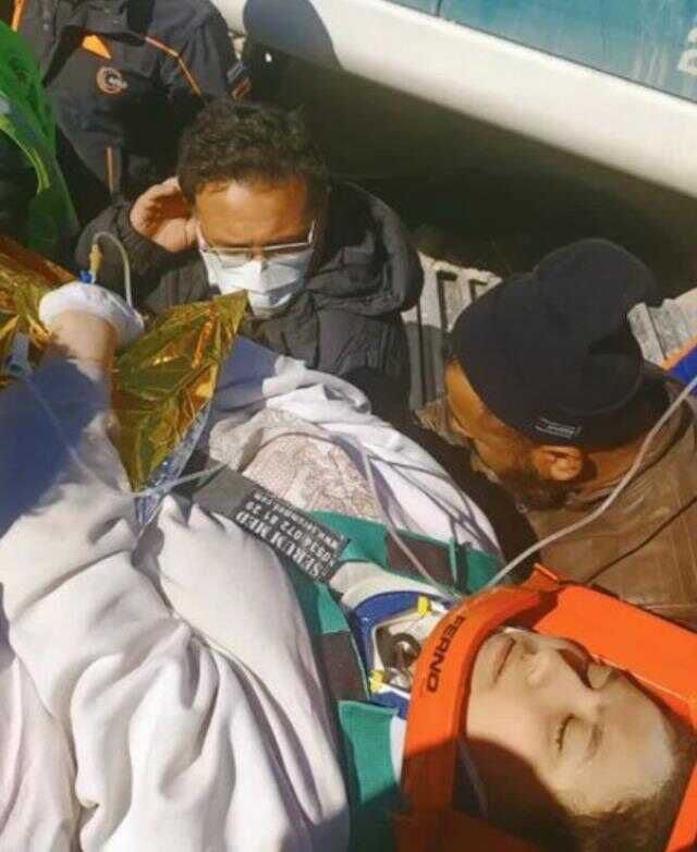 Son Dakika: 17 yaşındaki Aleyna, depremin 11. gününde enkazdan sağ çıkarıldı