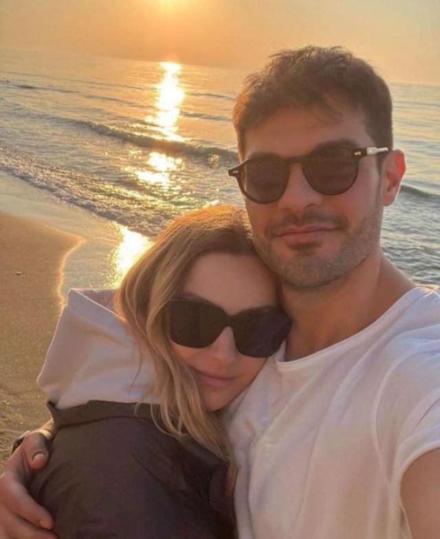 Sessiz sedasız evlenen Hadise ve Mehmet Dinçerler balayına çıktı