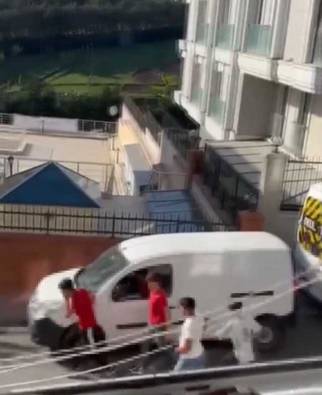 Beyoğlu'nda kavga eden genç hayatını kaybetti