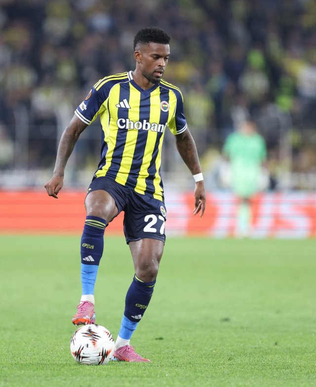 Sakatlıklarla boğuşan Fenerbahçe'ye bir şok daha