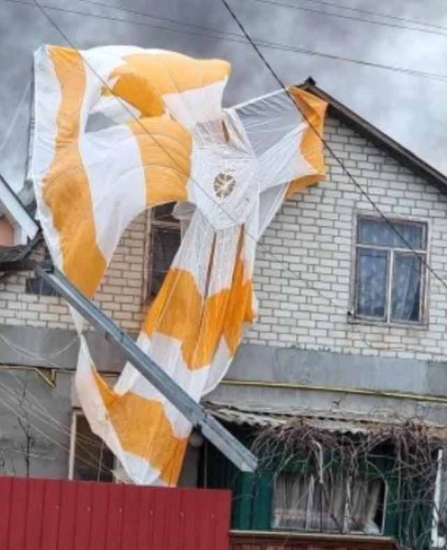 Ukrayna'da düşürülen uçağın pilotu halk tarafından yakalandı