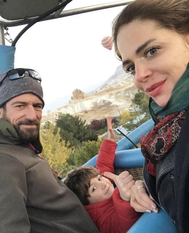 Cemal Hünal eşi kim? Lale Cangal kimdir?