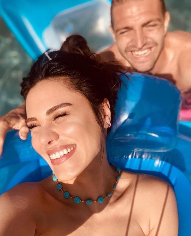 Yargı dizisinin oyuncusu Şükran Ovalı, mayolu pozlarını paylaştı