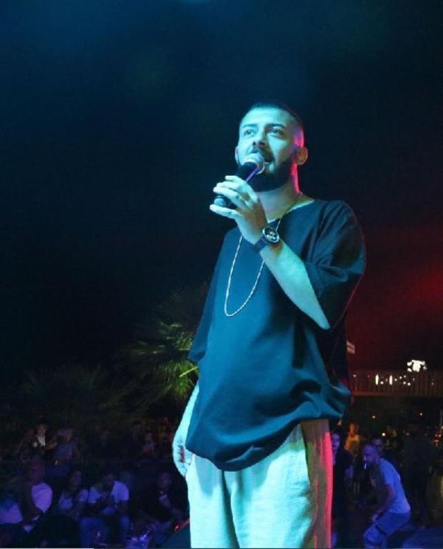 Yırtılmış iç çamaşırı ve kan lekesi detayı! Şarkıcı Kurtuluş Kuş'un cinsel saldırıdan 12 yıl hapsi istendi