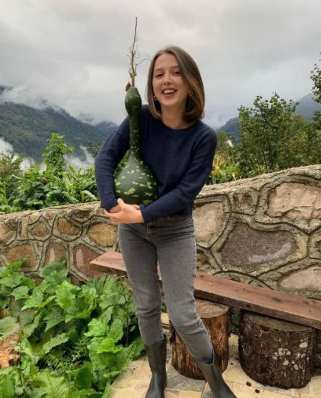 Damla Şahin kimdir? Samida grubu üyesi Damla Şahin kimdir, kaç yaşında, nereli, mesleği ne? Damla Şahin'in hayatı ve biyografisi!