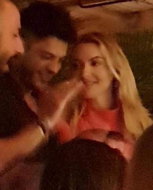 Aşk yaşadıkları konuşulan Kaan Yıldırım ve Çağla Şıkel'den ilk görüntü geldi