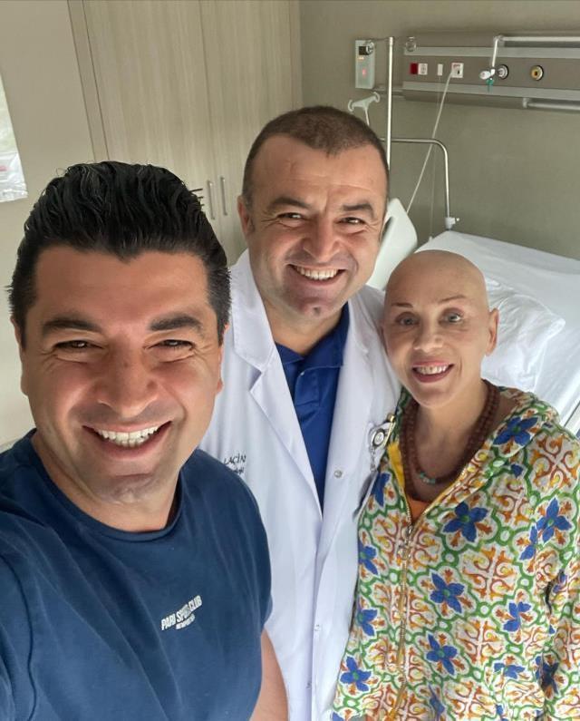 Kanserle mücadele eden Billur Kalkavan, tedavisinin ardından hastaneden taburcu edildi