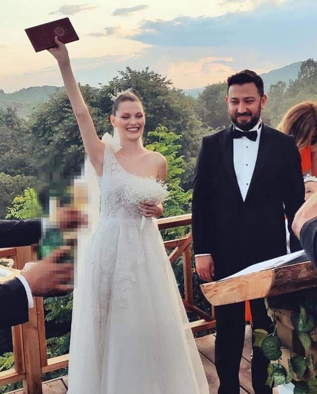 Kardeşlerim dizisinin Harika'sı Gözde Tezer, muhteşem bir düğünle evlendi