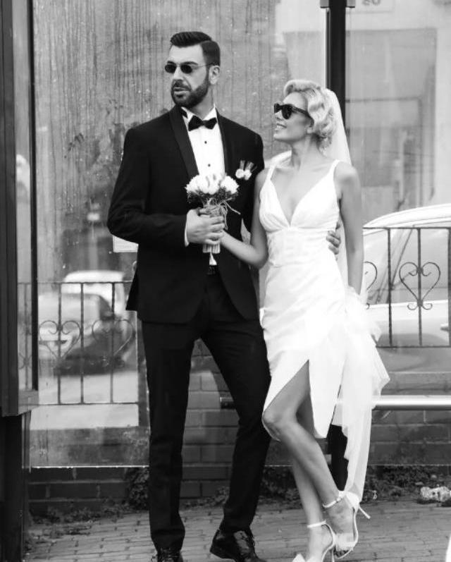 Burcu Binici - Tankurt Manas... EVLENDİLER!