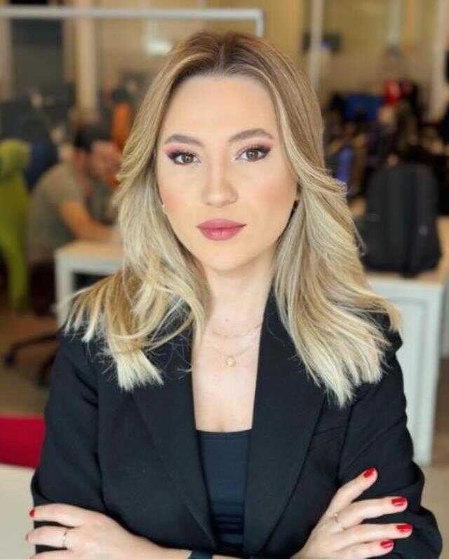 Şevval Şirin kimdir? Kaç yaşında, nereli, mesleği ne? Haber spikeri Şevval Şirin'in hayatı ve biyografisi!