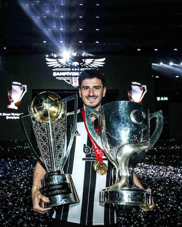 Oğuzhan Özyakup futbolu neden bıraktı? Oğuzhan Özyakup kimdir?