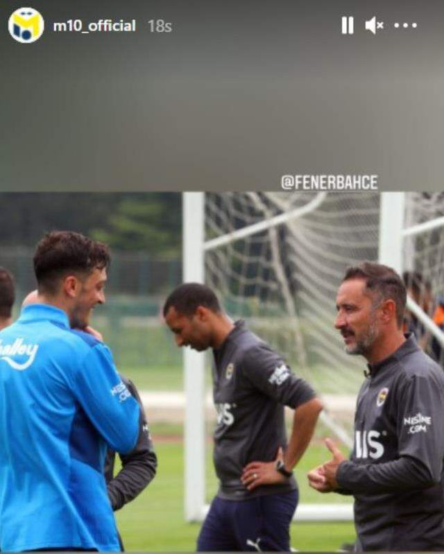 Vitor Pereira'yla çekilen fotoğrafını paylaşan Mesut Özil, taraftarı mest etti