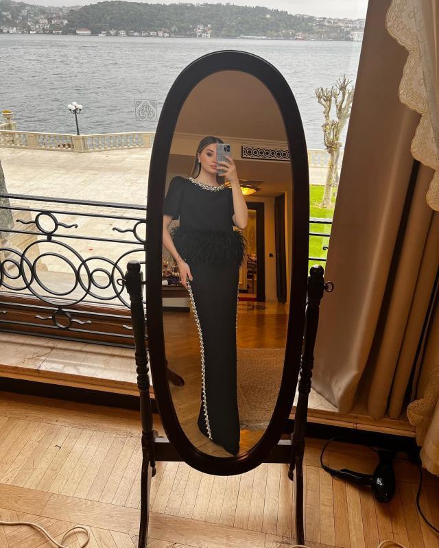 Derya Açıkgöz, ablası Hadise'nin nikahında çekildiği kareleri paylaştı