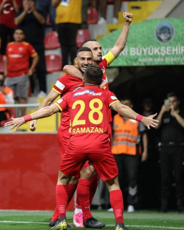 Kayserispor'dan farklı tarife! Giresunspor'u eli boş gönderdiler
