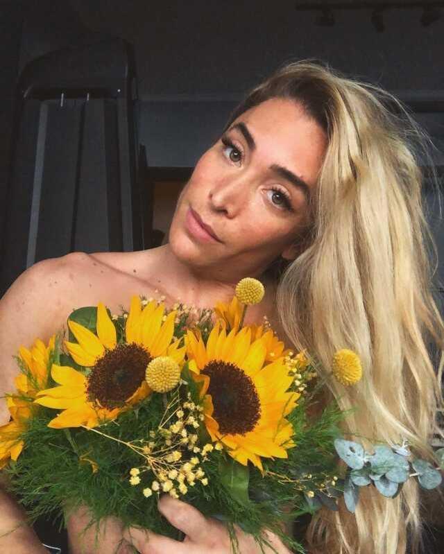 Zafer Partisi İl Başkan Yardımcısı Öykü Başar, vücut geliştirmede dünya şampiyonu oldu