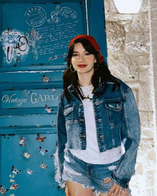 Kızıl Goncalar Zeynep kim, gerçek adı ne? Kızıl Goncalar dizisi Zeynep'i Mina Demirtaş kimdir, kaç yaşında?