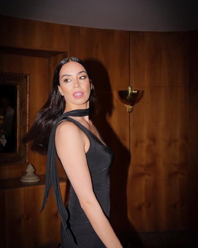 Azra Akın güzellik sırrını açıkladı olmaz mı?