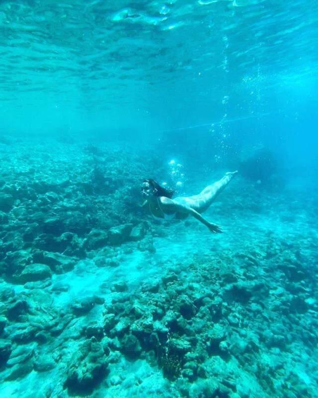 Final yapan Maraşlı dizisinin Firuzan'ı Rojda Demirer, denizin altında adeta dans etti