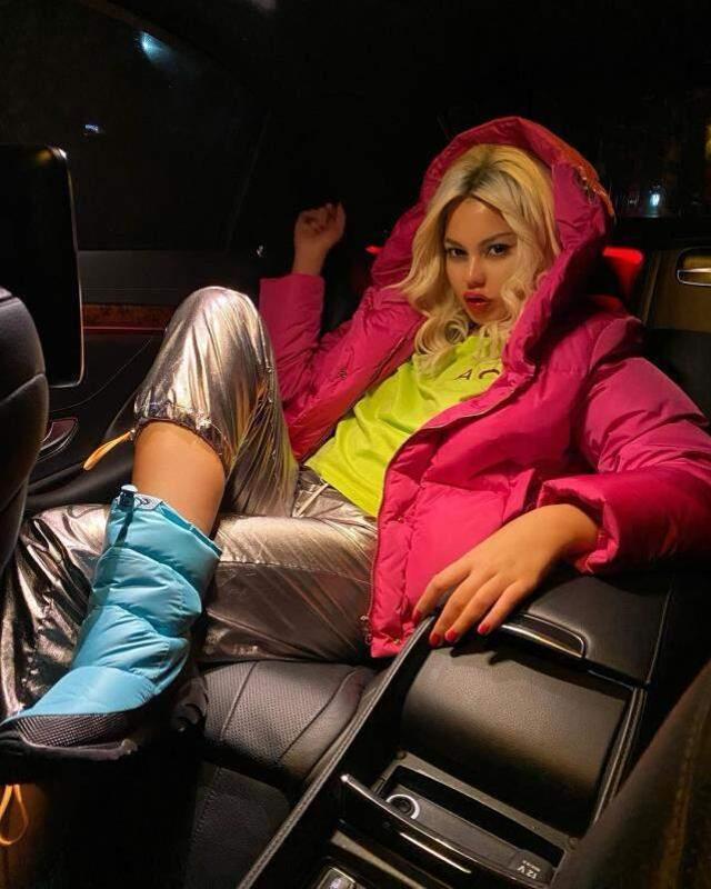 Mustafa Sarıgül ile fotoğrafını paylaşan Bahar Candan'a yorum yağdı: İlk defa düzgün giyinmişsin