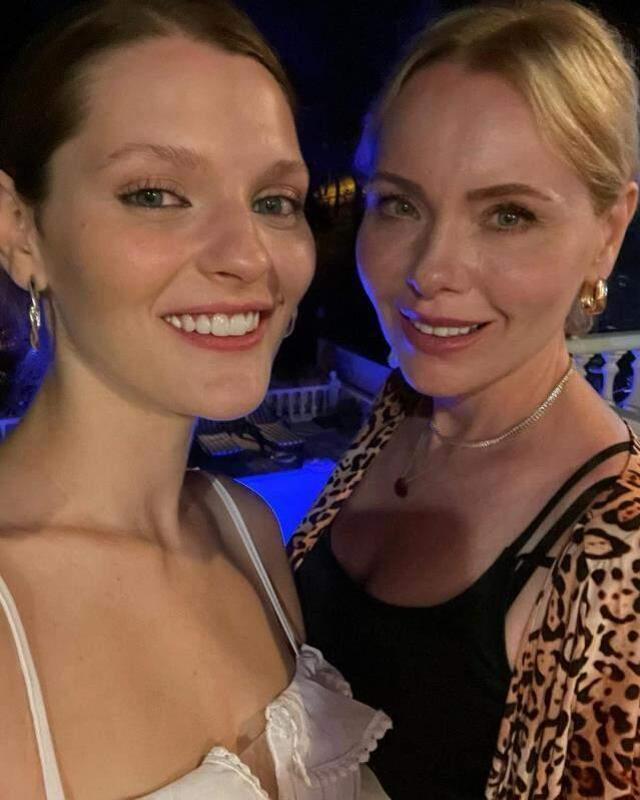 Kardeşlerim dizisinde oynayan Gözde Türker, Funda İlhan'ın kızı çıktı