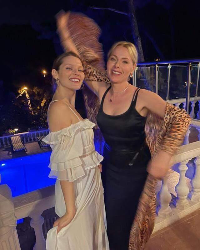 Kardeşlerim dizisinde oynayan Gözde Türker, Funda İlhan'ın kızı çıktı