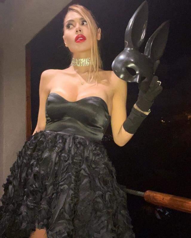 Nihal Candan'ın estetiksiz fotoğrafları ifşa oldu