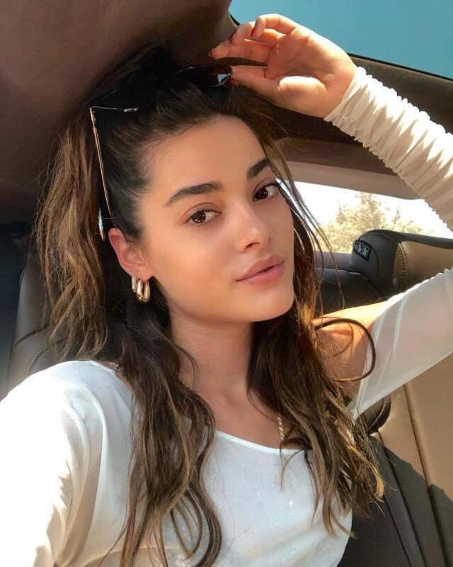 İbrahim Tatlıses, oyuncu Simay Barlas'a övgü yağdırdı: Diğer kadınlar onu örnek alsın