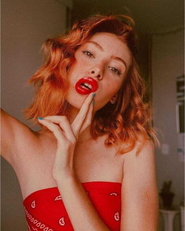 Model Lilia Sudakova, eve başka bir kadınla gelen kocasını öldürdü