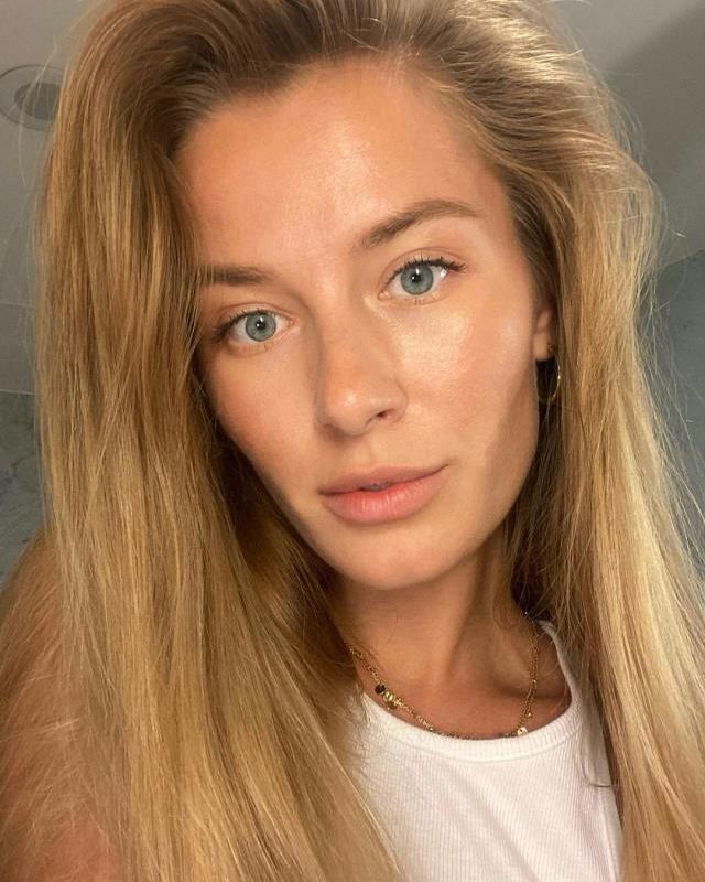 Ukraynalı model Diana Harkusha ülkesi için sosyal medyadan dua istedi