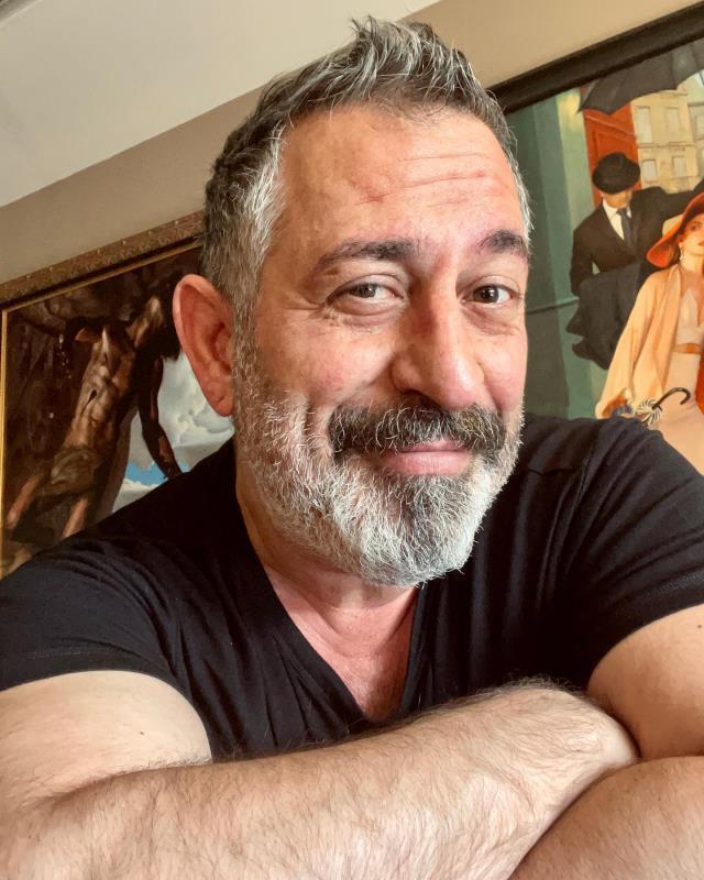 Tıp Bayramı'nı kutlayan Cem Yılmaz'ın sözleri kafa karıştırdı