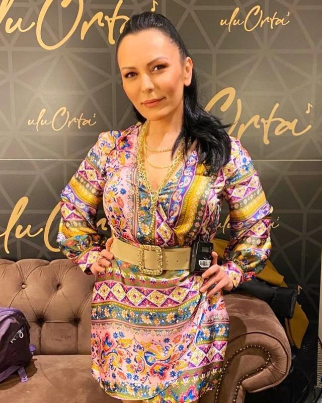 Şarkıcı Sibel Alaş'tan çok konuşulacak çıkış: Her gece korkunç davul sesiyle uyanıyorum