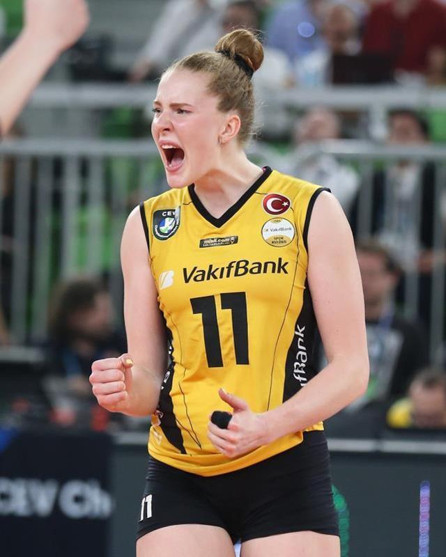 Yine destan yazdılar! VakıfBank Kadın Voleybol Takımı, 5. kez Avrupa şampiyonu oldu