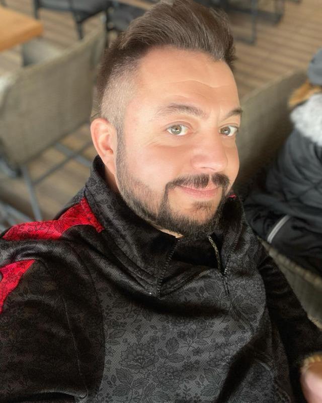 Şarkıcı Hüseyin Kağıt'ın konserinde kavga çıktı